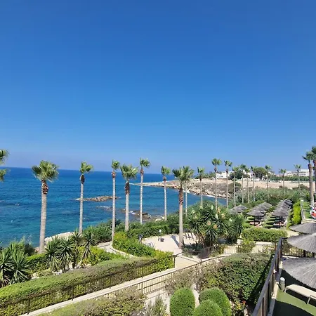 Daire Romanson Seaview