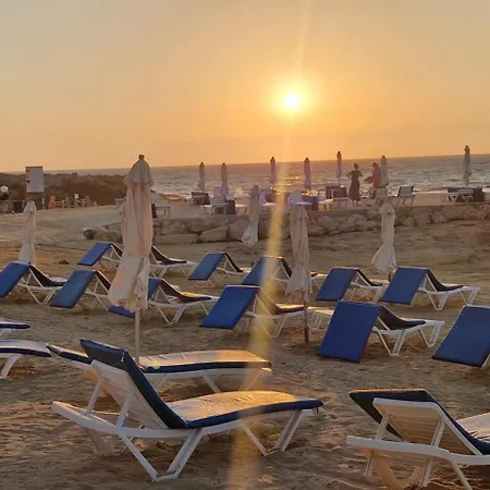 Romanson Seaview Апартаменты