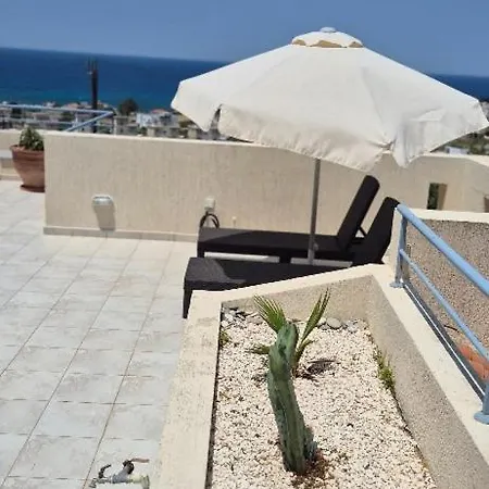 Romanson Seaview Апартаменты *