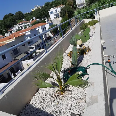 Romanson Seaview Апартаменты